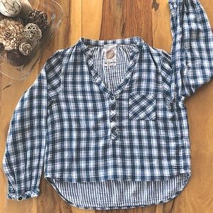 ASH & EMBER -SM-MED- Baggy 1/2 Button Down Shirt in blue and antique white